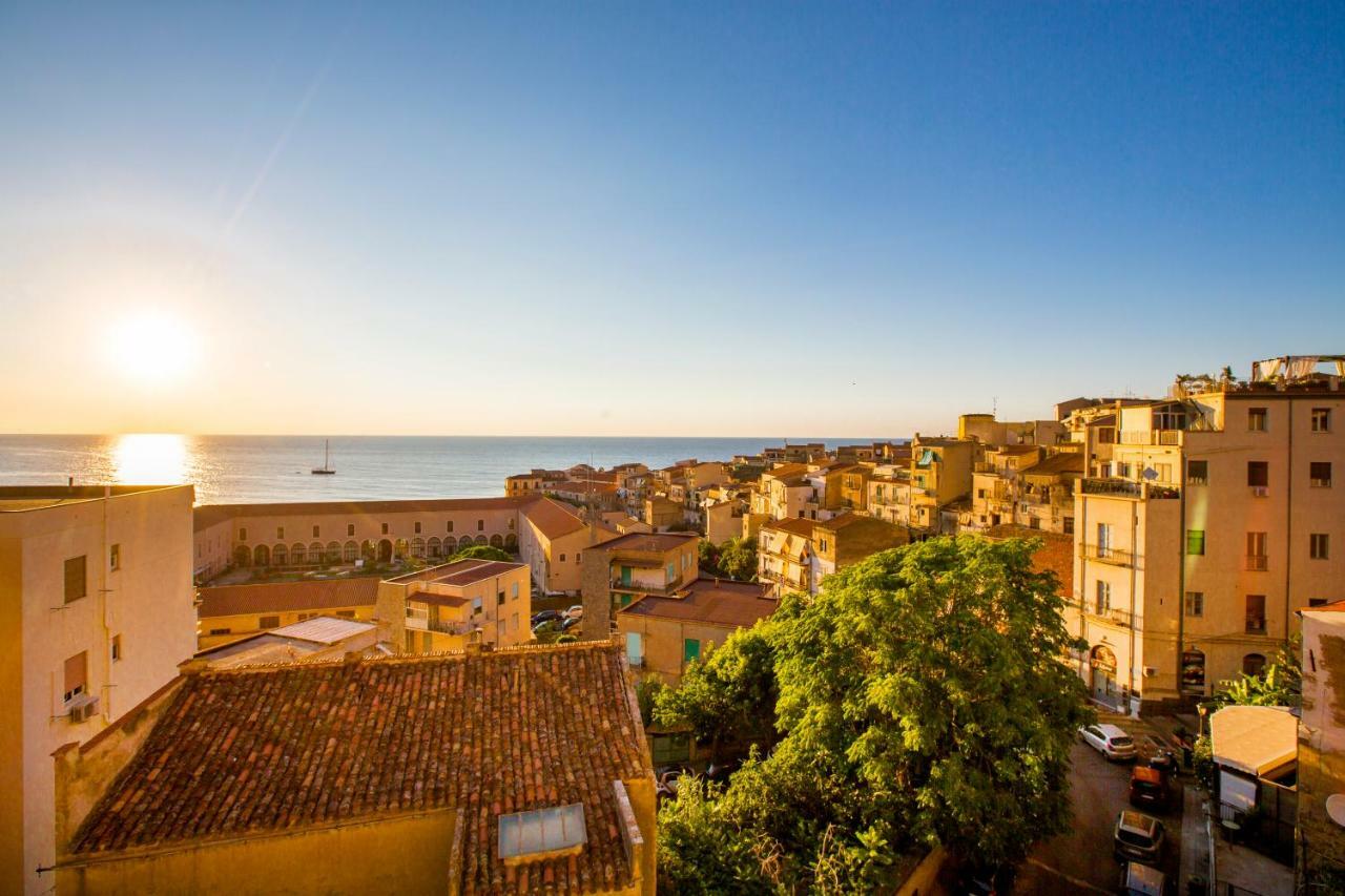 Cefalu Charme E Chic Suites Exterior foto